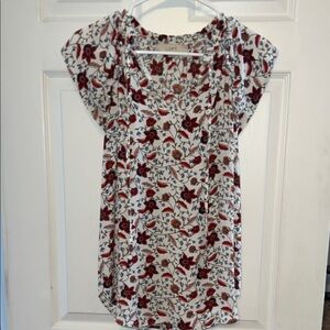 LOFT Burgundy and White Floral Blouse small